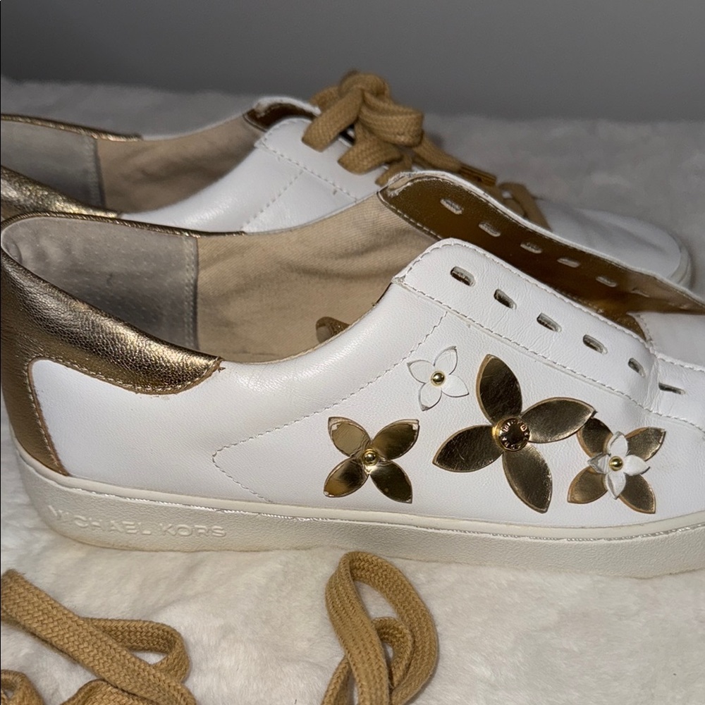 Michael Kors White and Gold Leather Sleek Sneakers - Picture 6 of 14